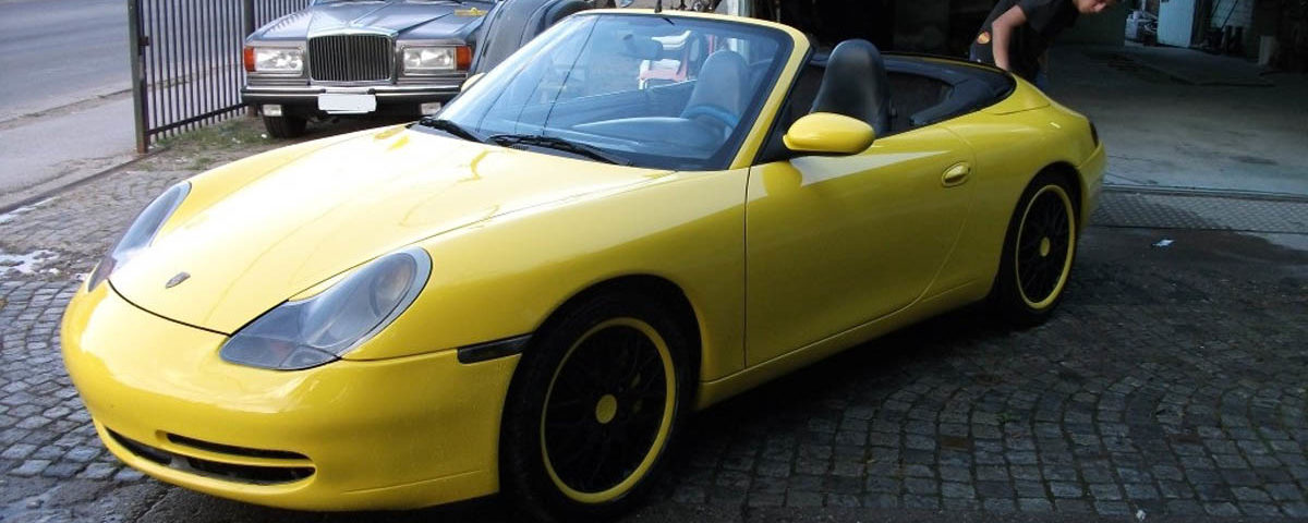 Porsche 911 - damaged - new color and style